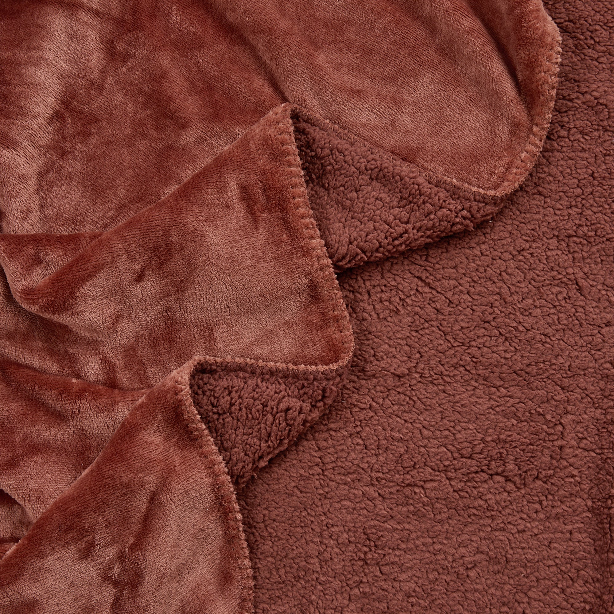 Double Layer Sherpa Fleece Flannel Throw 140cm x 180cm